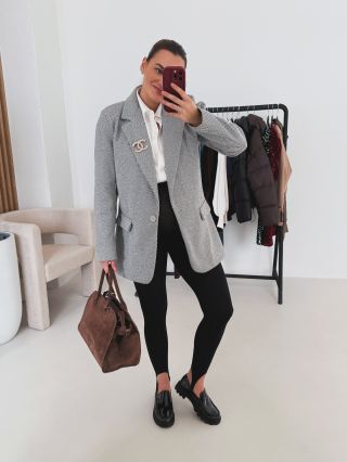 Sako z novinek, které muselo semnou domů.😍 Taky miluješ saka? Můžeš si vybrat ze 4 barev!🤩...